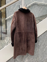Load image into Gallery viewer, JIL SANDER DARK BROWN SHEARLING COAT