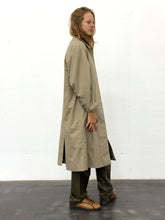 Load image into Gallery viewer, BURBERRY 2-IN-1 TRENCH COAT WITH REMOVABLE LINING