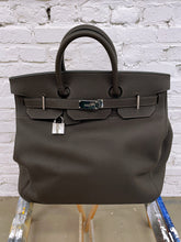Load image into Gallery viewer, HERMÈS HAUT À COURROIES CHOCOLATE BROWN BAG