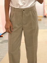 Load image into Gallery viewer, JIL SANDER BEIGE LIGHT WOOL PANTS

