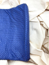 Load image into Gallery viewer, BOTTEGA VENETA INTRECCIATO LEATHER TOTE IN NAVY
