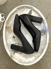 Load image into Gallery viewer, PRADA SQUARE TOE BLACK LEATHER PUMPS (38)
