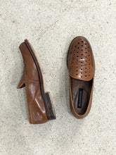 Load image into Gallery viewer, JIL SANDER BROWN PENNY LOAFER (38)
