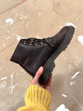 Load image into Gallery viewer, APC BROWN LEATHER ANKLE LACE-UP BOOTS (38)
