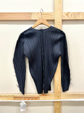 Load image into Gallery viewer, PLEATS PLEASE ANTHRACITE TOP
