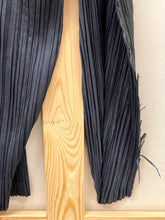 Load image into Gallery viewer, PLEATS PLEASE ANTHRACITE TOP
