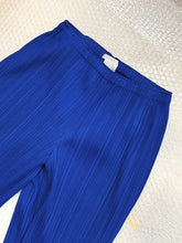 Load image into Gallery viewer, PLEATS PLEASE ISSEY MIYAKE BLUE PANTS
