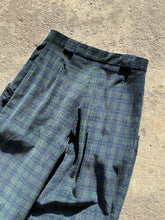 Load image into Gallery viewer, RENÉ LEZARD CHECKED CORDUROY PANTS
