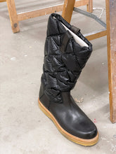 Load image into Gallery viewer, MONCLER BLACK WINTER DOWN BOOTS
